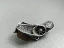 OEM 68466130AC Pakoputken Kiinnike Oikea Jeep