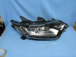 Lente LED derecha Mitsubishi Outlander III