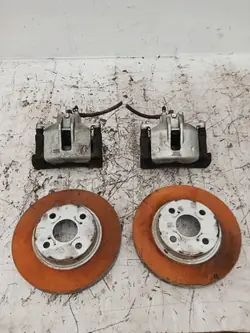 KOMPLET TARCZE KLOCKI ZACISKI TOYOTA COROLLA E12