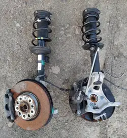 Snodo ammortizzatore destro Tiguan II 5NA