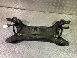 UTO36672 Främre Stödräm för Mitsubishi Outlander