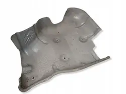 Pakoputken lämpösuoja Mercedes-Benz GL X164 OEM A1646820671
