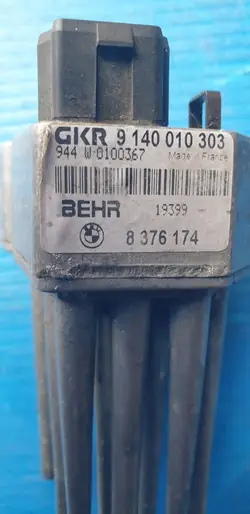 Résistance de souffleur BMW E39 E46 8376174