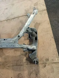 Vorderer Hilfsrahmen OEM 6752293 für BMW 7er E65/E66