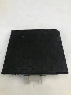 SEAT Mukavuusmoduuli 5WA937086 LEON (KL1):lle
