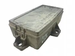21194529 Volvo sulakekotelo - Käytetty kunto