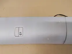 Tête de pavillon Tesla Model Y OEM 1609352-00-D Occasion