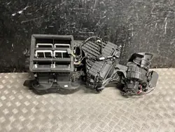 Bläshus OEM 7L1816005L för VW Transporter VI