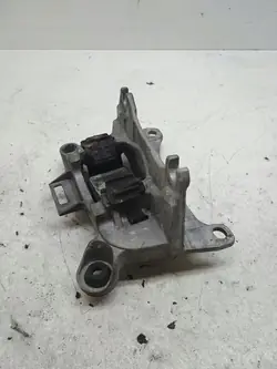 Support moteur Renault Fluence Megane Scenic OE