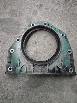 Boîtier de joint d'arbre Volvo FH16 D16K 20777236