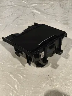 KIA SPORTAGE V Askfat OEM 84630-R2200 - Fack