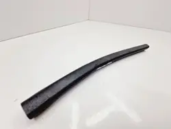 Motorhukspackning OEM UVY10341 höger framsida Peugeot 2008 II