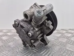 POMPE DE DIRECTION ASSISTÉE MERCEDES C CLASS 204 A0064663601
