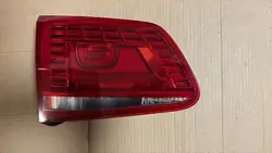 Luz de maletero izquierda VW TOUAREG 2011 7P6945307