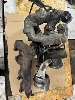 Turboahdin OEM 53241015173 Sprinter 2.2 CDI:lle