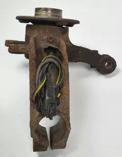 Pivot de Direction Droit Avant AYGO - Pièce OEM Occasion
