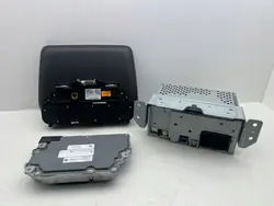 Ford OEM H1BT-18K810 radio-näyttö Puma MK2:lle
