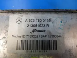 MERCEDES C W205 1.6 DCI Radiador de óleo A6261800165