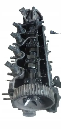 Sylinterikansi 55207460 Opel Astra H 1.9 CDTI
