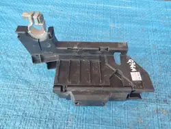 Audi Q7 Pyrotekniinen Puristin OEM 4M0915459B - Käytetty