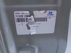 Pilar del umbral delantero derecho OEM 71122-C8000 Hyundai i20