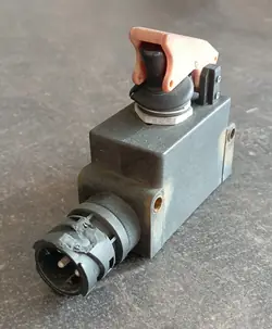 Batteri Avstängare OEM 20367498 för Volvo