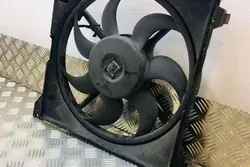 Framstötfångare HYUNDAI TRAJET 2006