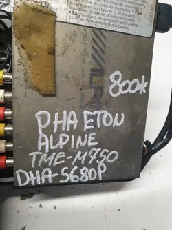Alpine DHA-S680P TME-M750 Vahvistin VW Phaetonille
