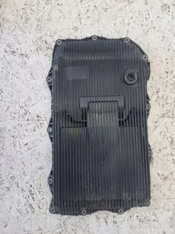 BMW X3 F25 vaihteiston öljypohja OEM 0501218048
