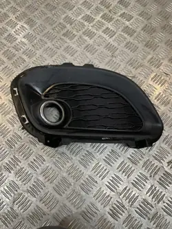 Rejilla de parachoques derecha KIA RIO III 11 - 14 86584-1W200