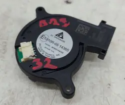 Mercedes-Benz SLC R172 Frontscheinwerfer Lüftermodul OEM bfb0512hcg9