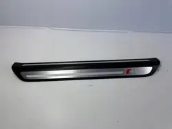 Audi Q3 5F 2015 Etu vasen sivulista OEM 8U0853373B