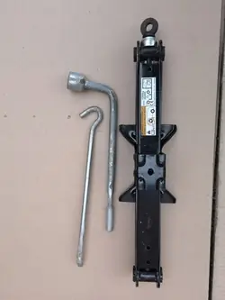 Kit Clé de Roue Mitsubishi ASX OEM - Ensemble Complet