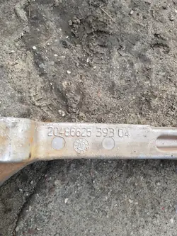 Support d'échappement Volvo OE 20486625
