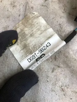 Polttoainesäiliön kansi lukolla OEM DG9T9B243BB Ford Mondeo IV