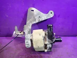 RENAULT KANGOO II III Z.E. Vattenpump 721100408
