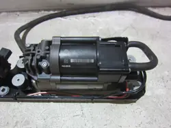 Compresseur suspension pneumatique BMW F01 F02 F11 OEM 37206875176