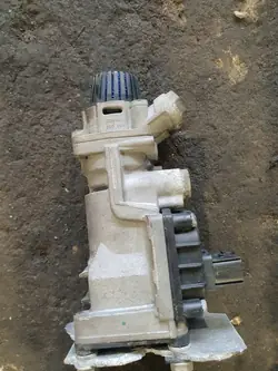 Pääventtiili OEM A0044311806 Mercedes-jarrupumpulle