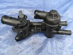 VW AUDI TSI Thermostatgehäuse OEM Teil