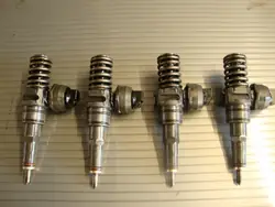 Injetor AUDI A4 B7 VW 1.9TDI BKE 038130073BH