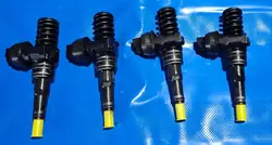 Tuulilasinpesupumppu OEM 038130073BD Audi A4 B6:lle