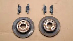Discos & Pastilhas Travão Traseiro Ford Fiesta MK8 ST OEM H1BC-2A315-AB
