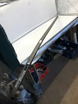 Vänster taklist OEM A2476902000 för Mercedes-Benz