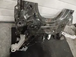 Cuna delantera SANKI usado para Peugeot 308 2023