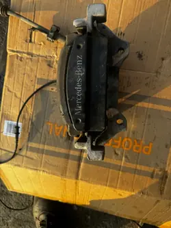 Mercedes W166 GLE 350 CDI V6 voorremklauwen OEM 4895 4896