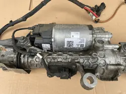 BMW Taka-akselin vaihdelaatikko OEM 7802277923 - Käytetty
