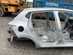 Rear Quarter Panel Renault Clio IV