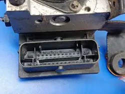 Pompe ABS VW Polo 9N OEM 6Q0614117S Occasion