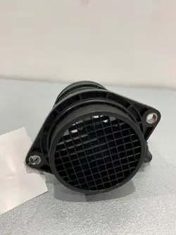 Sensor de Flujo de Aire Hyundai OEM 9021050011 1.6L