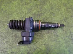 Seat Polttoainesuutin OEM 038130073R - Käytetty